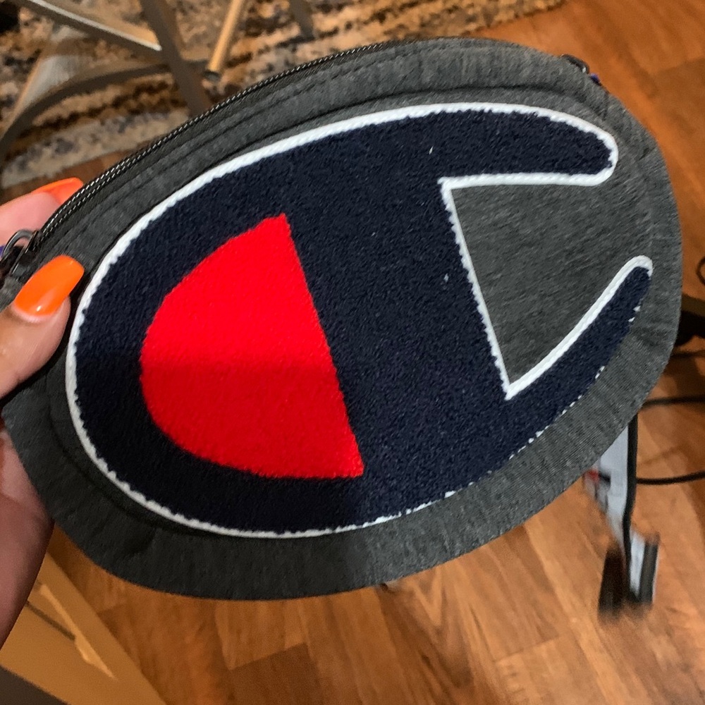 Champion fanny pack